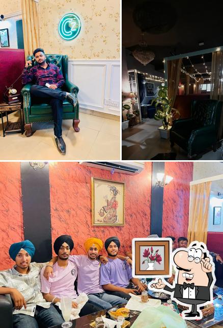 Check out how Cuparazzi looks inside
