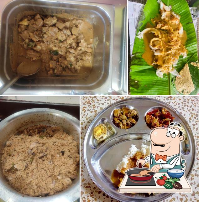 Chicken curry at சாந்தி மெஸ் - Santhi Mess