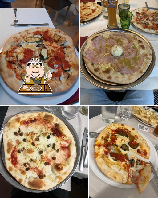 A Pizzeria Ristorante La Picara Casalmaggiore, puoi ordinare una bella pizza