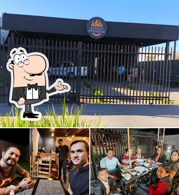 Entre diferentes coisas, interior e exterior podem ser encontrados no Espetinho Espeto Premium Chapadão do Sul MS