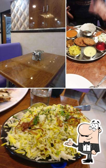 SUNRISE FOODS is distinguished by interior and food