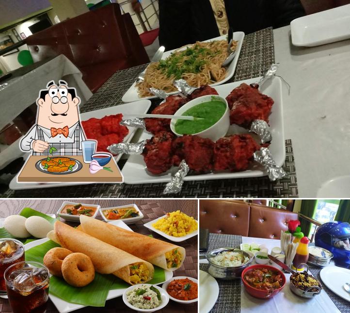 Chicken wings at Punjab Hotel & Restaurant