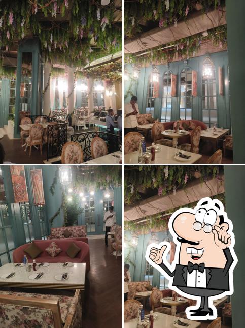 The interior of Cafe De Flora