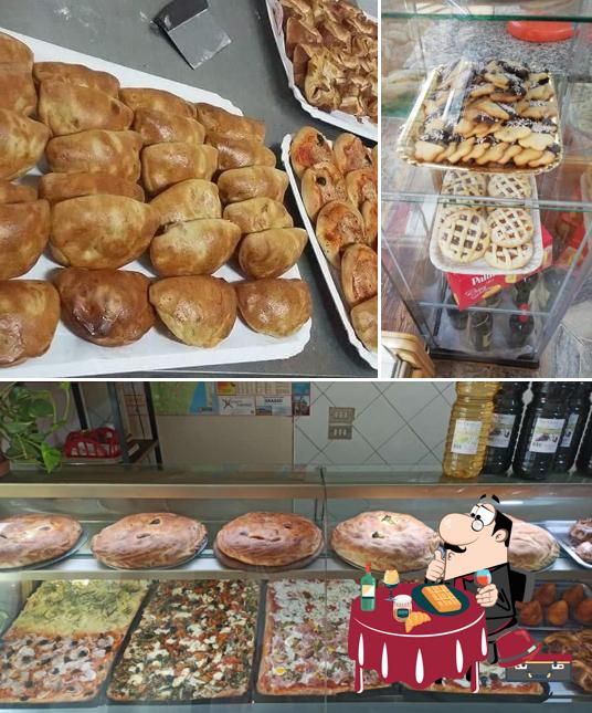 PIZZERIA PANIFICIO PANE CONDITO LEOCATA serve un'ampia selezione di dolci
