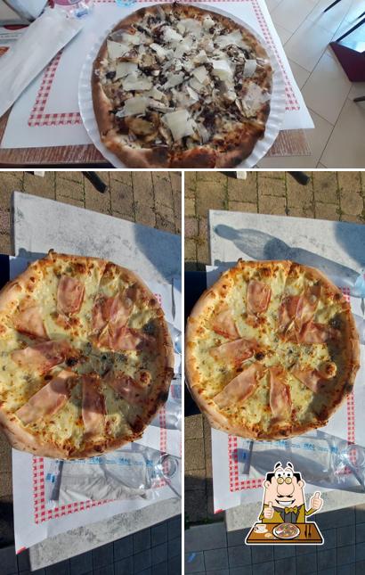 A House Pizza di Alberti Francesco, puoi prenderti una bella pizza
