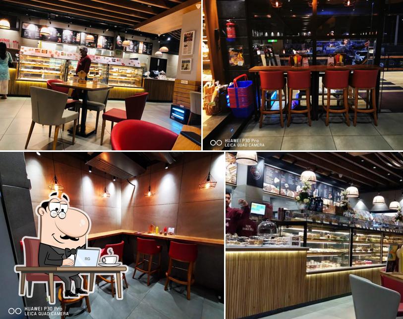 Check out how NIK BAKER'S looks inside