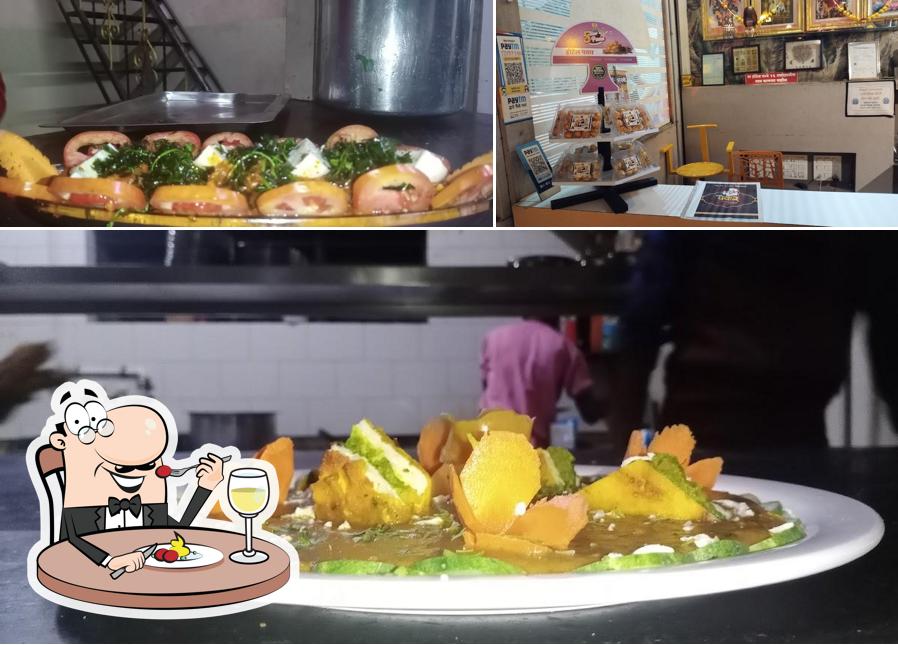 Food at Hotel Pawar Branch No.3