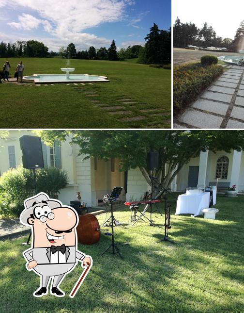 Gli esterni di Villa del Ferlaro
