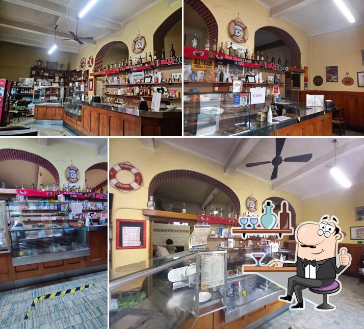 Dai un'occhiata agli interni di Pizzeria Da Pagni