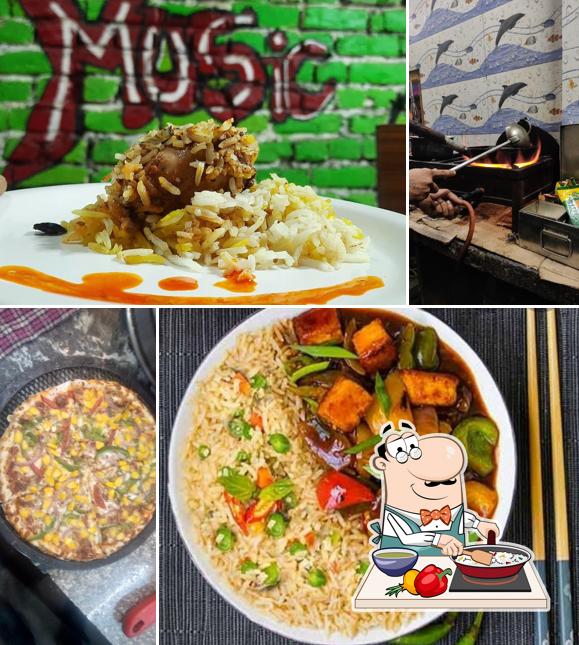 Paella at THE ROLLS CAFE