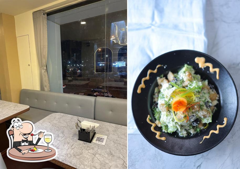 Food at 7pm Cafe & Disc