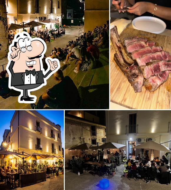 Siediti a un tavolo di Kombo Street
