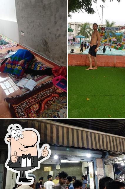 Badshah Hotel image
