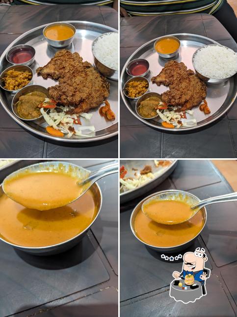 Food at Ambat Tik