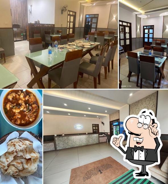 Check out how FOODKEYS - The Restaurant looks inside