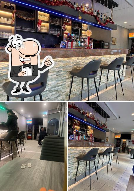Gli interni di Bar Lando