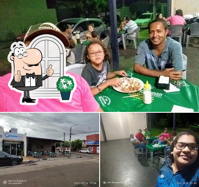 Entre diversos coisas, exterior e interior podem ser encontrados a Espetinho do Gueroba