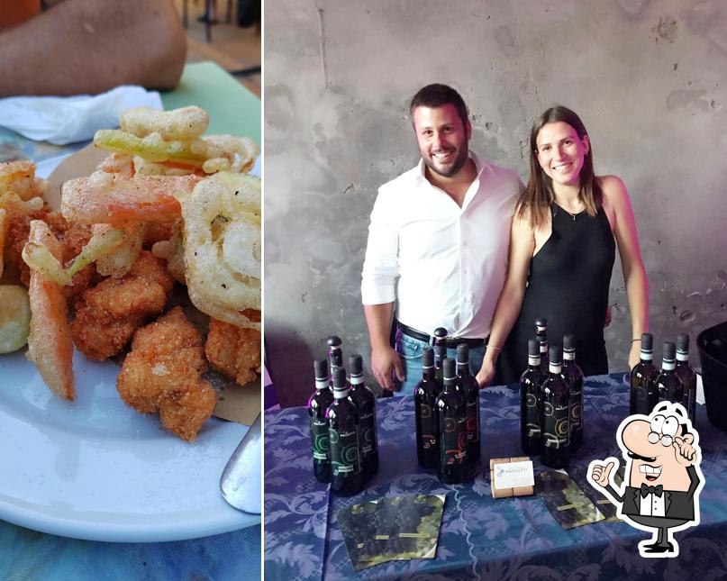 Siediti a un tavolo di Azienda Agricola Paoli