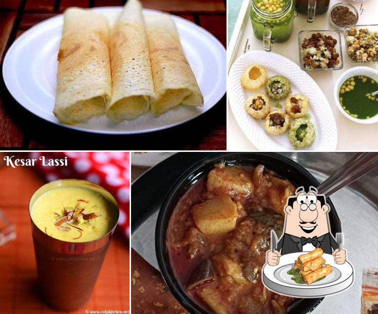 Spring rolls at Gujju Rocks