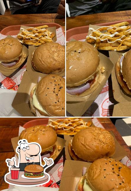 Order a burger at Rasna Buzz Raipur