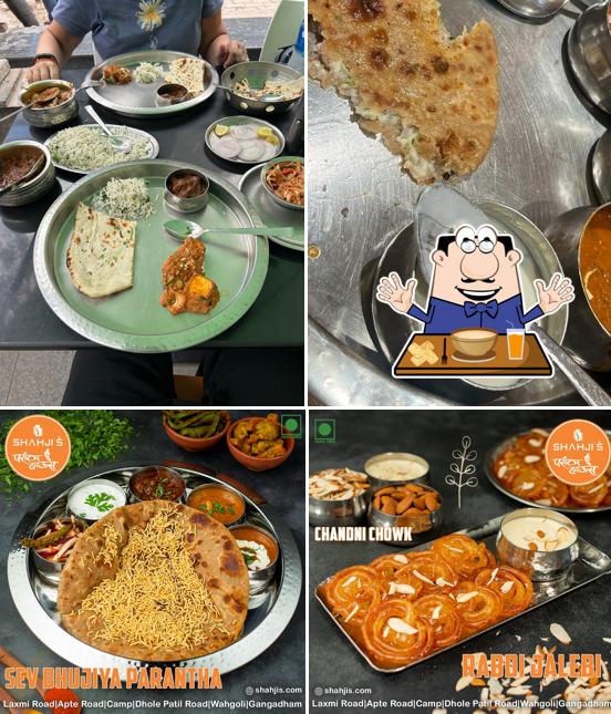 Food at Shahji's Parantha House (Dhole Patil Road)