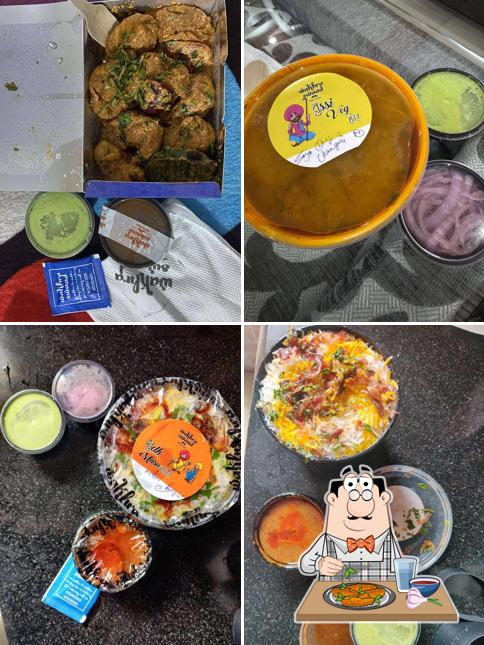 Chicken wings at Wakhra Swaad