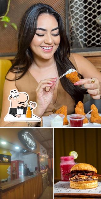 Desfrute de um drinque no Freguesia Hamburgueria - Vila Rio Food Park