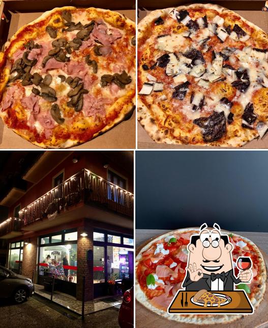 A Pizzeria Scacco Matto, puoi prenderti una bella pizza
