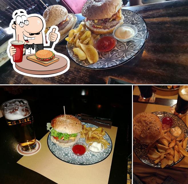 Gli hamburger di The Black Sheep Pub potranno soddisfare molti gusti diversi