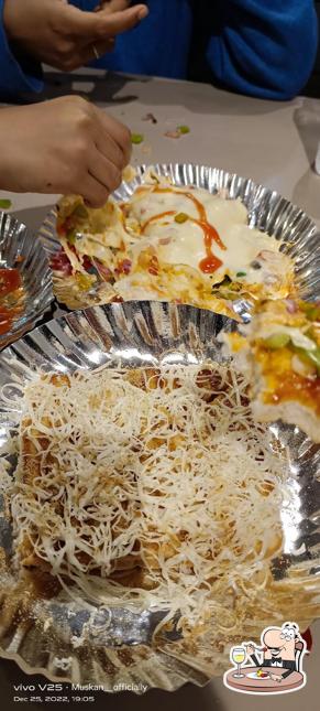 Food at DELUXE SANDWICH & PIZZA