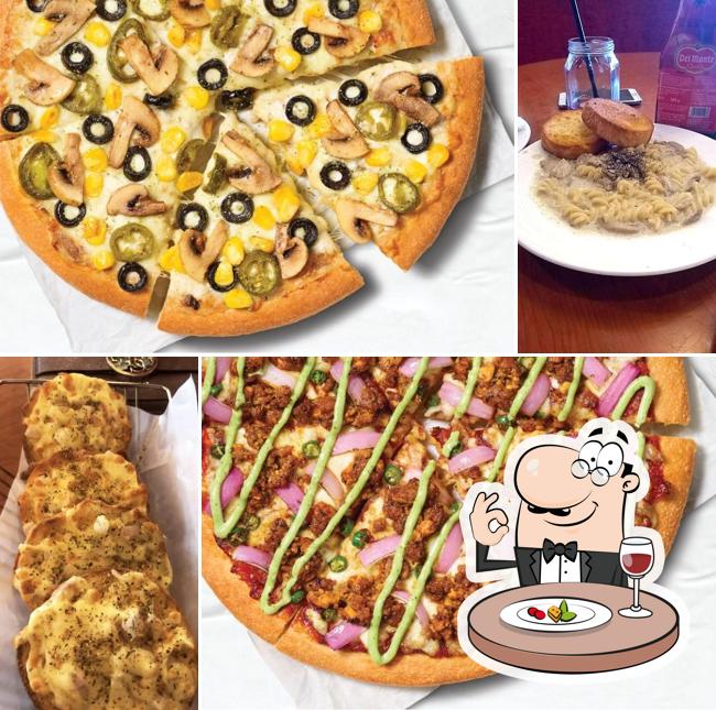 Food at Pizza Hut Puri City Center Ranibagh, Delhi