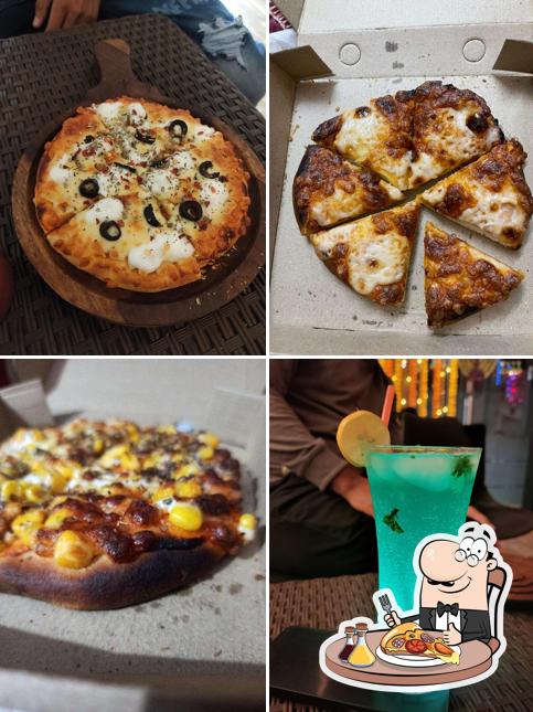 Order various variants of pizza