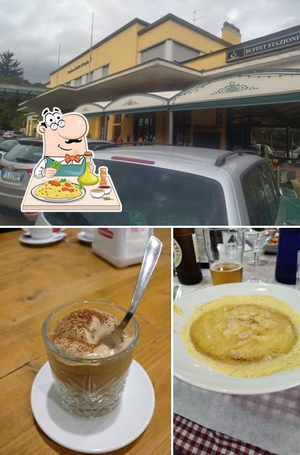La foto della cibo e esterno di Bar Buffet Stazione