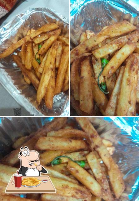 French fries at Jatt's pizza