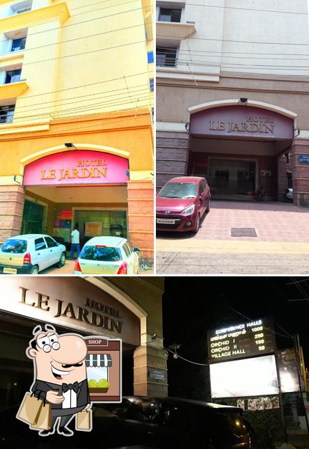 Take a look at the outside part of Lemon Tree Hotel, A Unit of Hotel Le Jardin