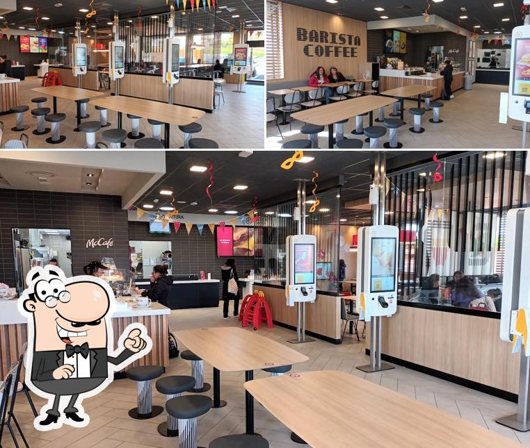 Gli interni di McDonald's Porto Torres
