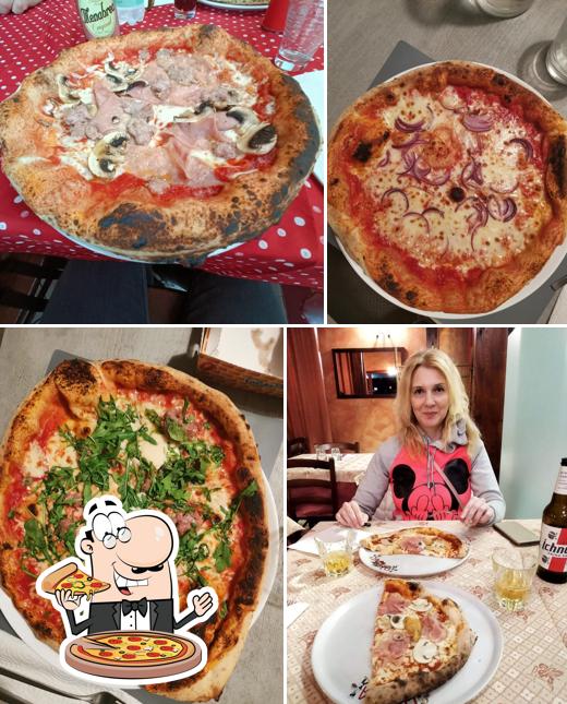 Scegli tra le molte varianti di pizza