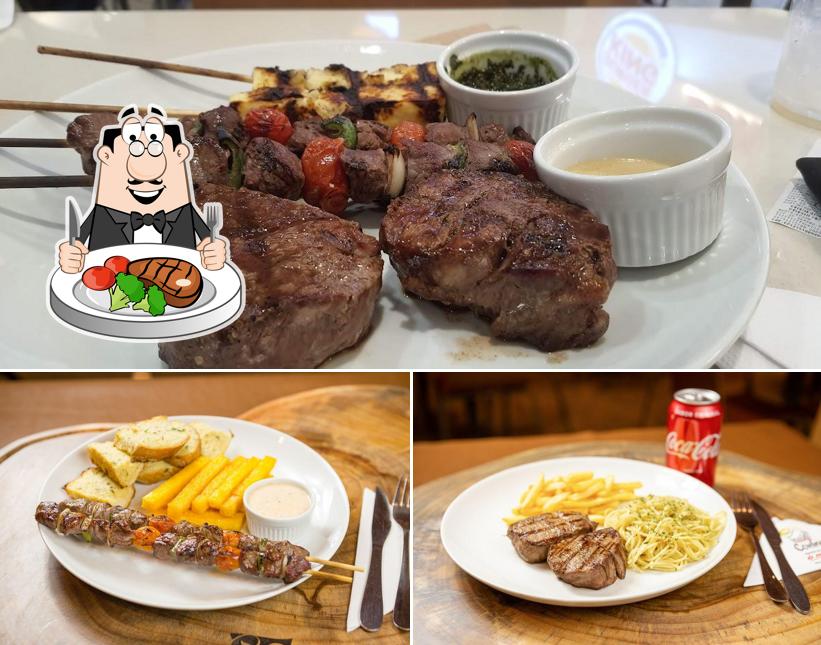 Bife em Confra Grill