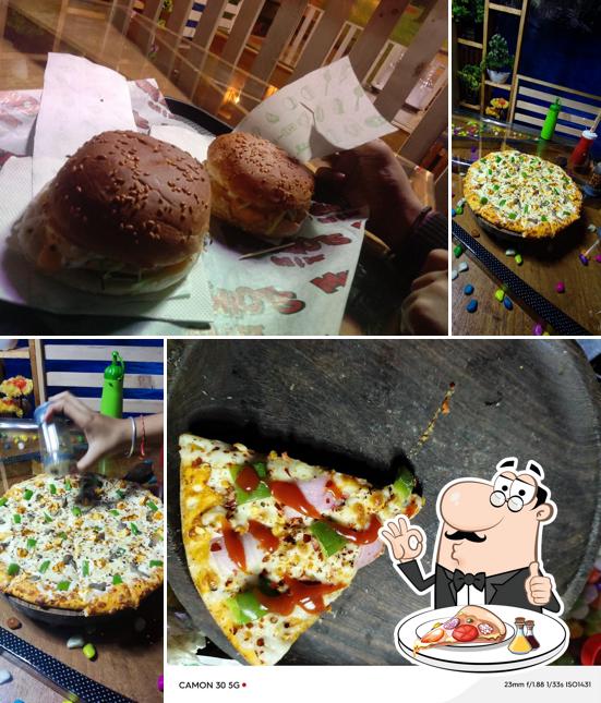 Pick different variants of pizza