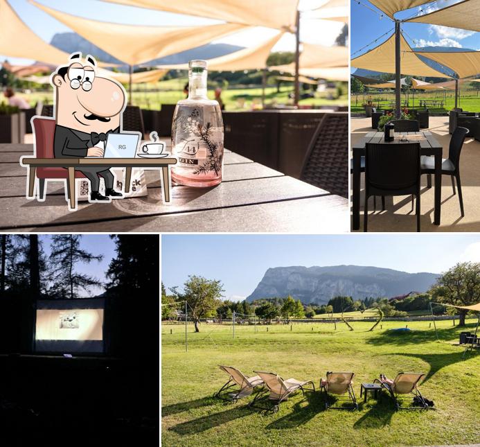 Gli interni di Black Ice Lounge Bar