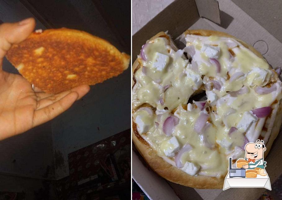 Garlic bread at Town Pizza Cafe
