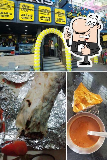 Here's an image of De Paris Grills