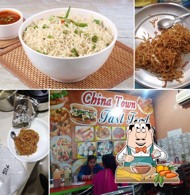 Spaghetti bolognese at China Town Fast Food