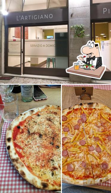 Guarda la immagine che mostra la cibo e interni di L'ARTIGIANO DELLA PIZZA dal 1989