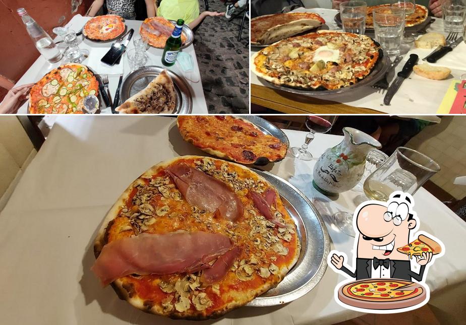 Prenditi una pizza a Pizzeria Da Baffetto