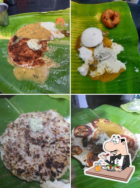 Idli at Vinjai Vilas (since 1924)