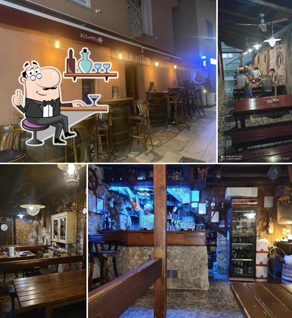 Gli interni di Konoba Kormilo