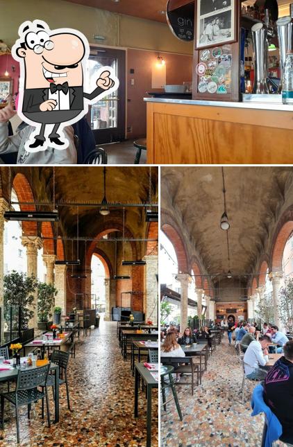 Gli interni di Caffè dei Mercanti
