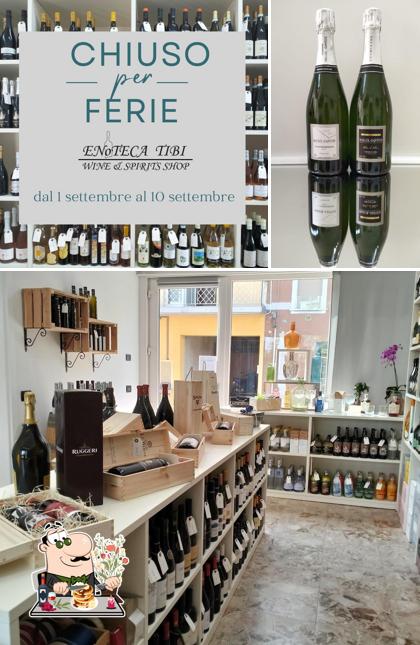 È gradevole prendersi un bicchiere di vino a Enoteca Tibi
