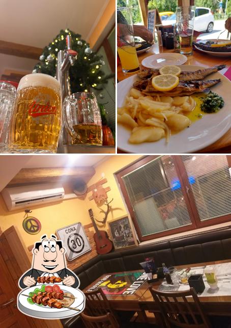 DUKO PUB si caratterizza per la cibo e interni